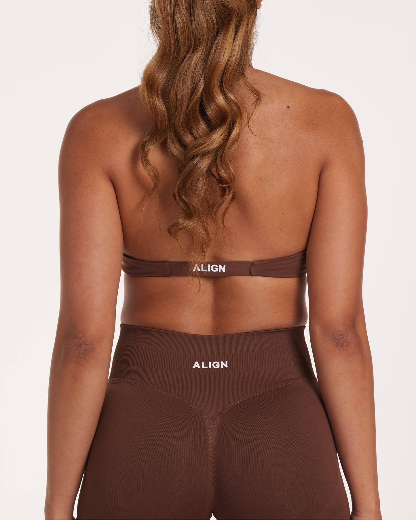 Bella Crop