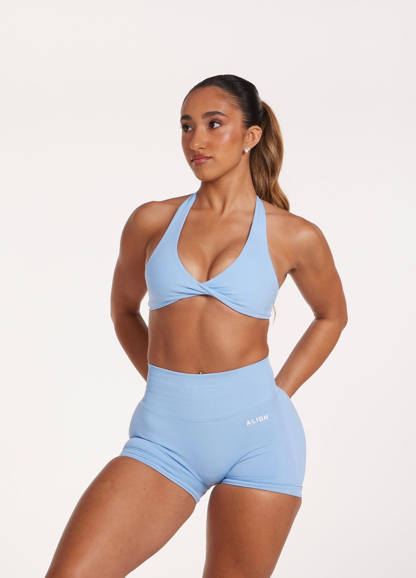 Bella Crop