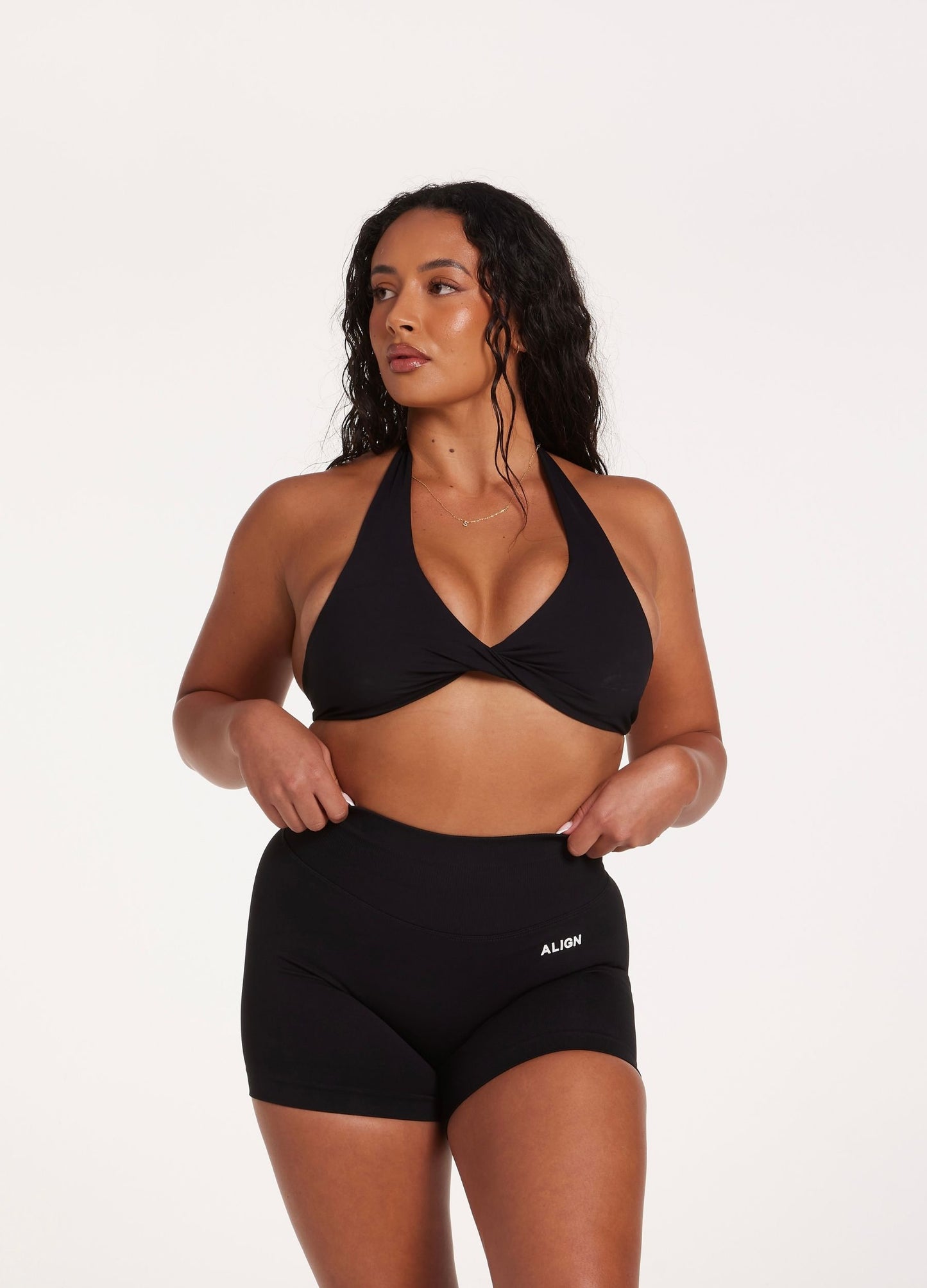 Bella Crop