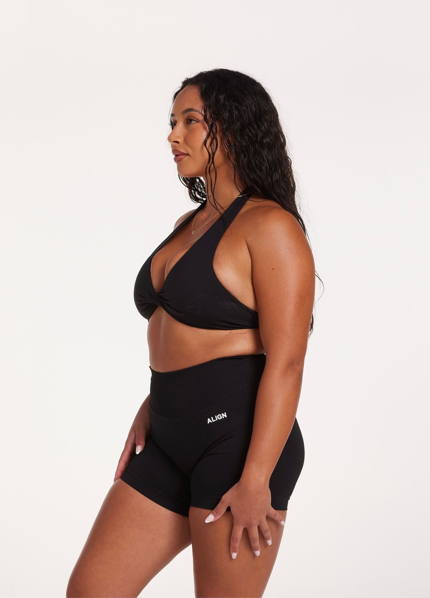 Bella Crop