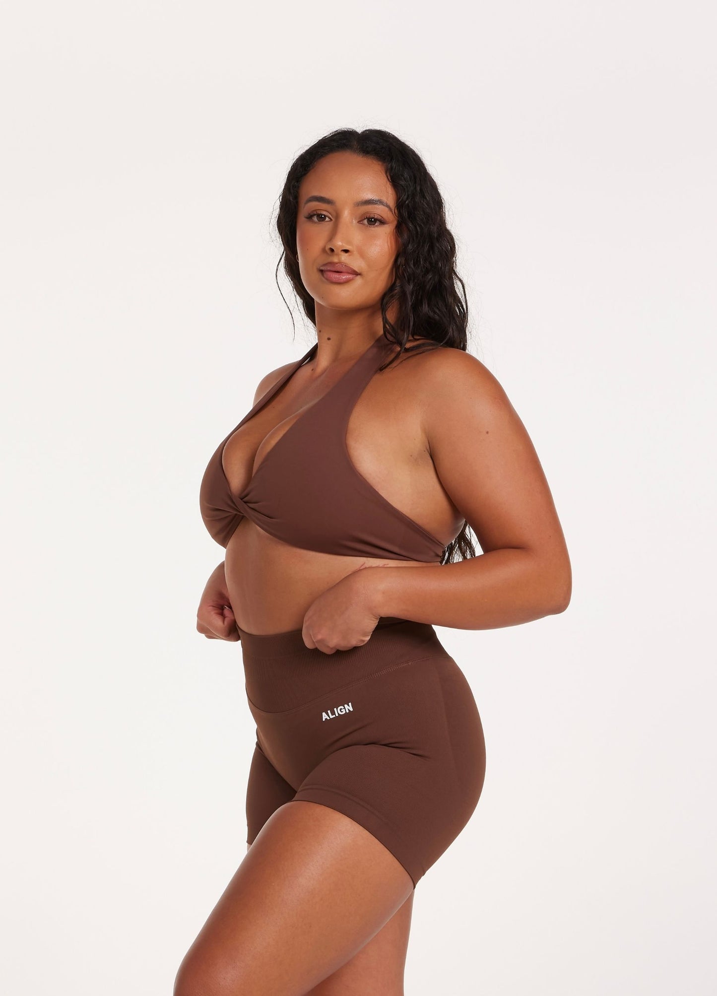 Bella Crop