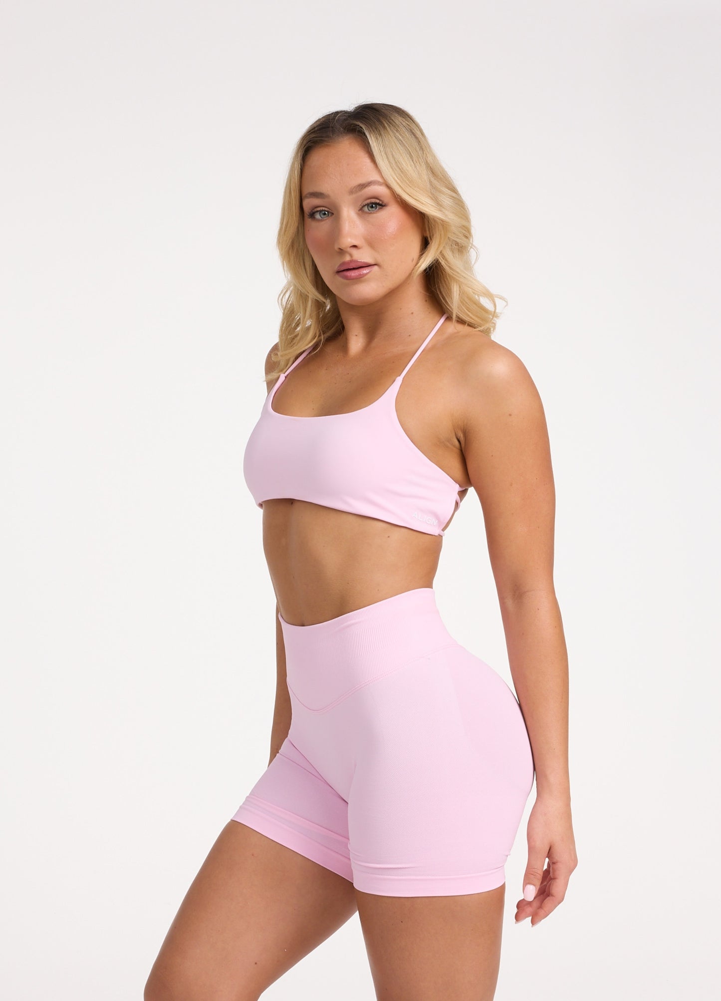Verity Crop 02
