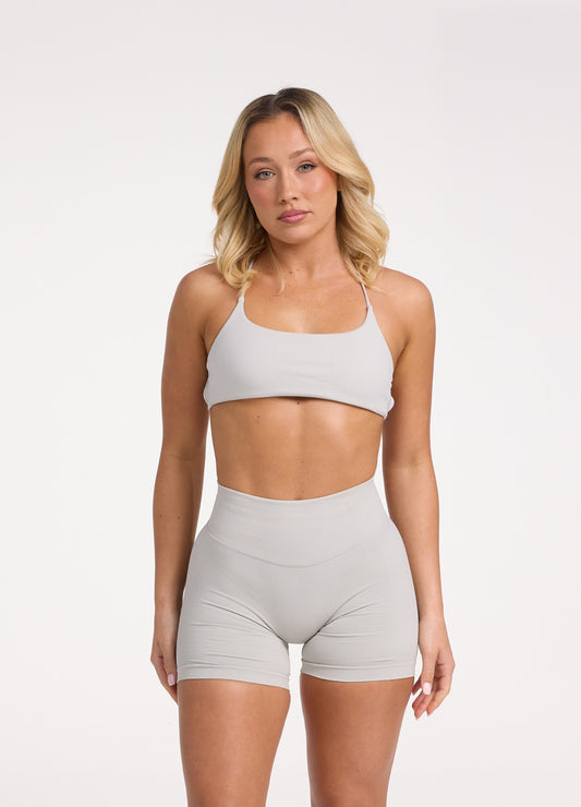 Verity Crop 02