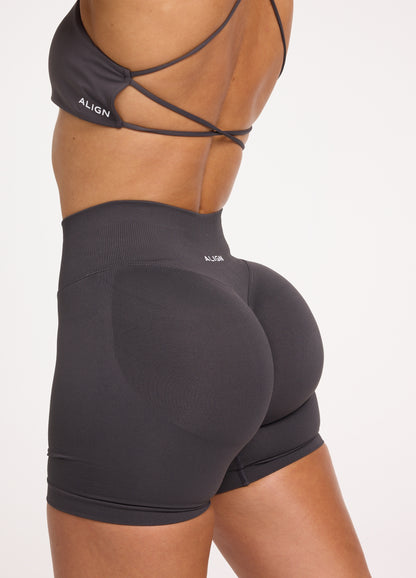 Signature Shorts 02